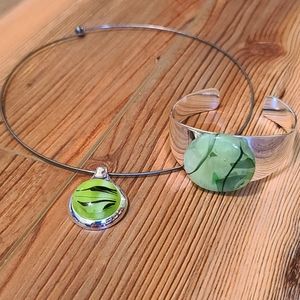 NWOT Jewelry bundle: necklace and bracelet